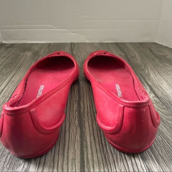 SIGERSON MORRISON Rain or Shine Rubber Pointed Toe Skimmer Cherry Red Flat - Picture 10 of 15